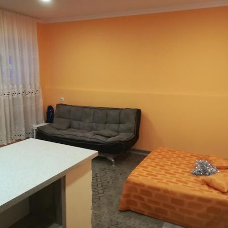 12 Maksim Gorki Street Tbilisi Exterior photo