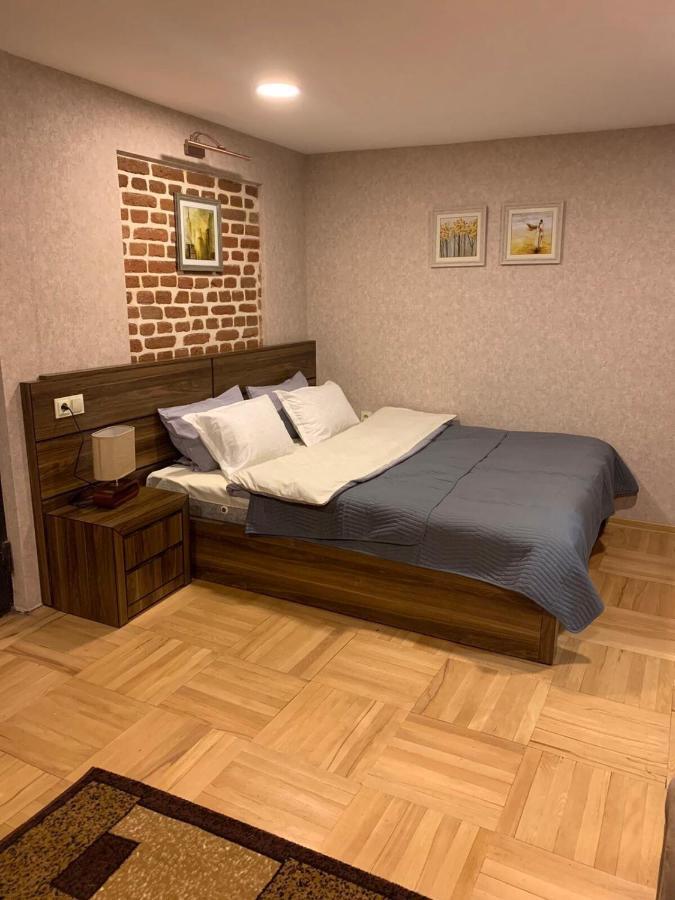 12 Maksim Gorki Street Tbilisi Exterior photo