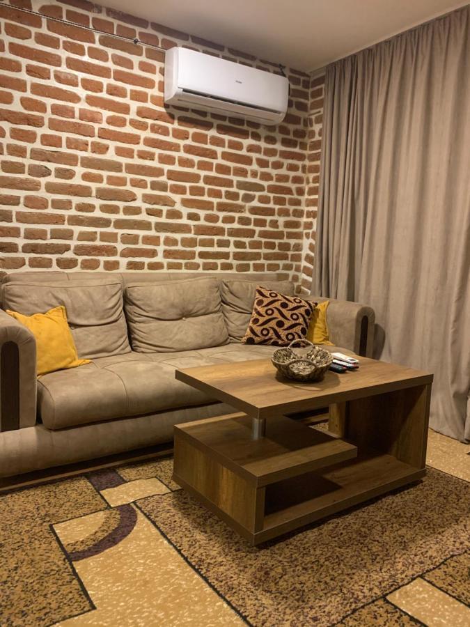 12 Maksim Gorki Street Tbilisi Exterior photo